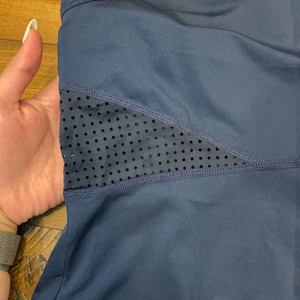 Workout Top - Picture 5 of 5